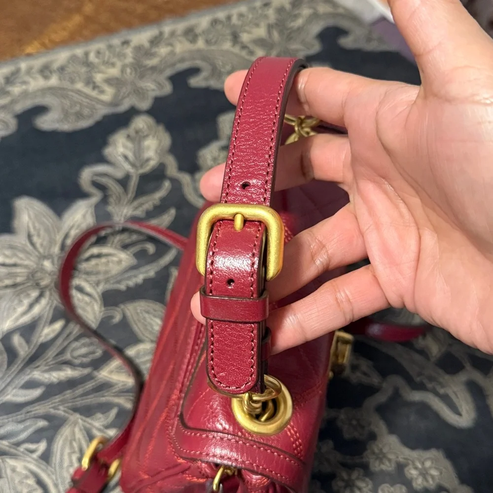 Authentic Jill Stuart Elegant Red Quilted Handbag with Lock and Key - Picture 6 of 13